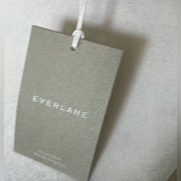 NWT Everlane Cashmere Navy and White Striped Beanie Hat